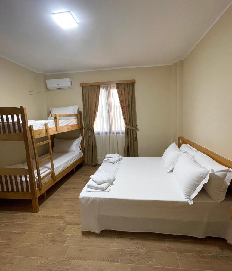 Tekada Hotel & Restaurant Vlore Exterior photo