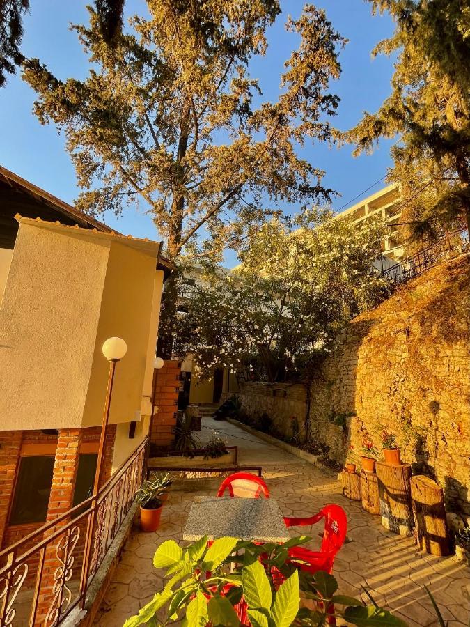 Tekada Hotel & Restaurant Vlore Exterior photo